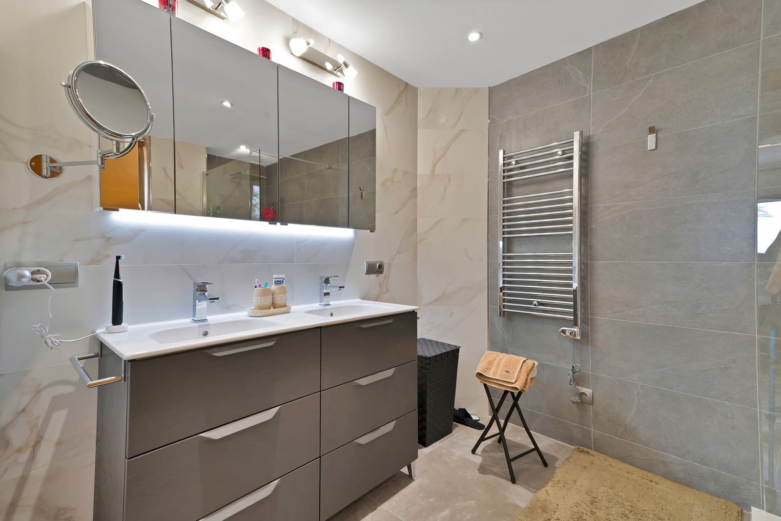 3 slaapkamer Appartement te koop in Los Flamingos met zwembad garage - € 699.000 (Ref: 9219862)