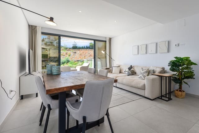 3 soverom Penthouse til salgs i La Quinta, Benahavís med svømmebasseng garasje - € 645 000 (Ref: 9219864)