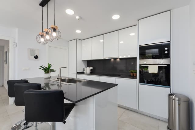 3 soverom Penthouse til salgs i La Quinta, Benahavís med svømmebasseng garasje - € 645 000 (Ref: 9219864)