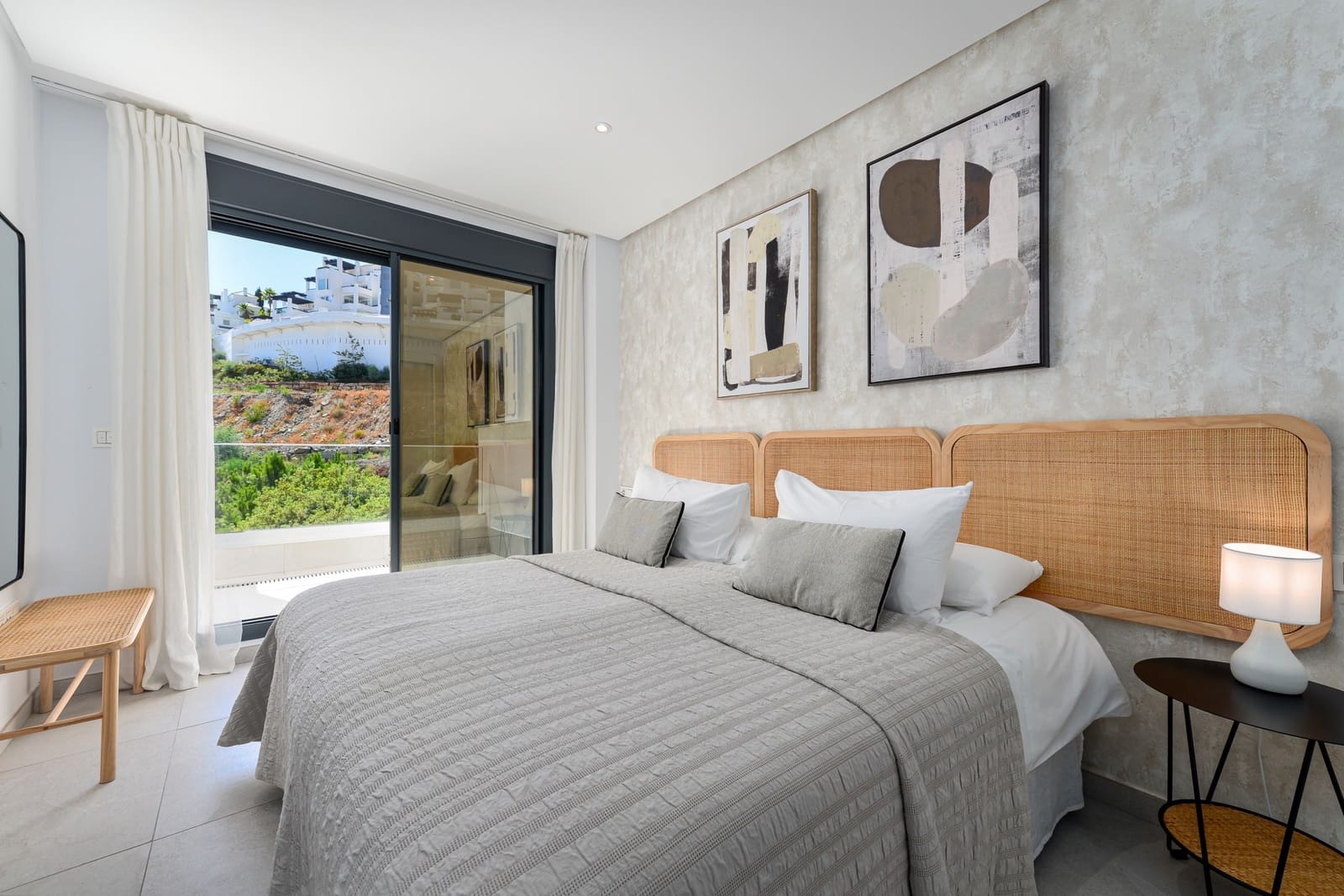 3 soverom Penthouse til salgs i Benahavis med svømmebasseng garasje - € 645 000 (Ref: 9219864)