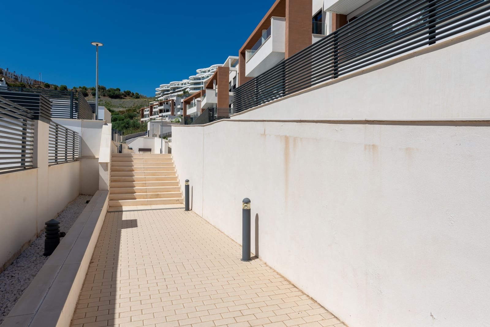 3 soverom Penthouse til salgs i Benahavis med svømmebasseng garasje - € 645 000 (Ref: 9219864)