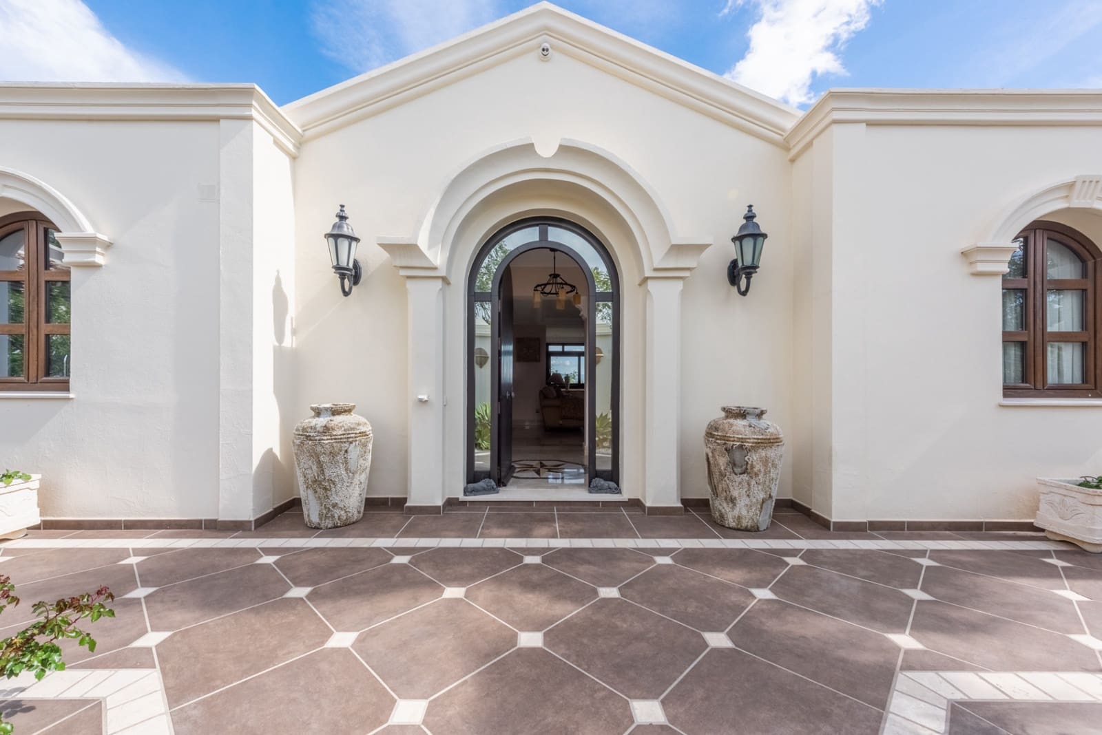 6 soveværelse Villa til salg i Estepona med swimmingpool garage - € 2.995.000 (Ref: 9219865)