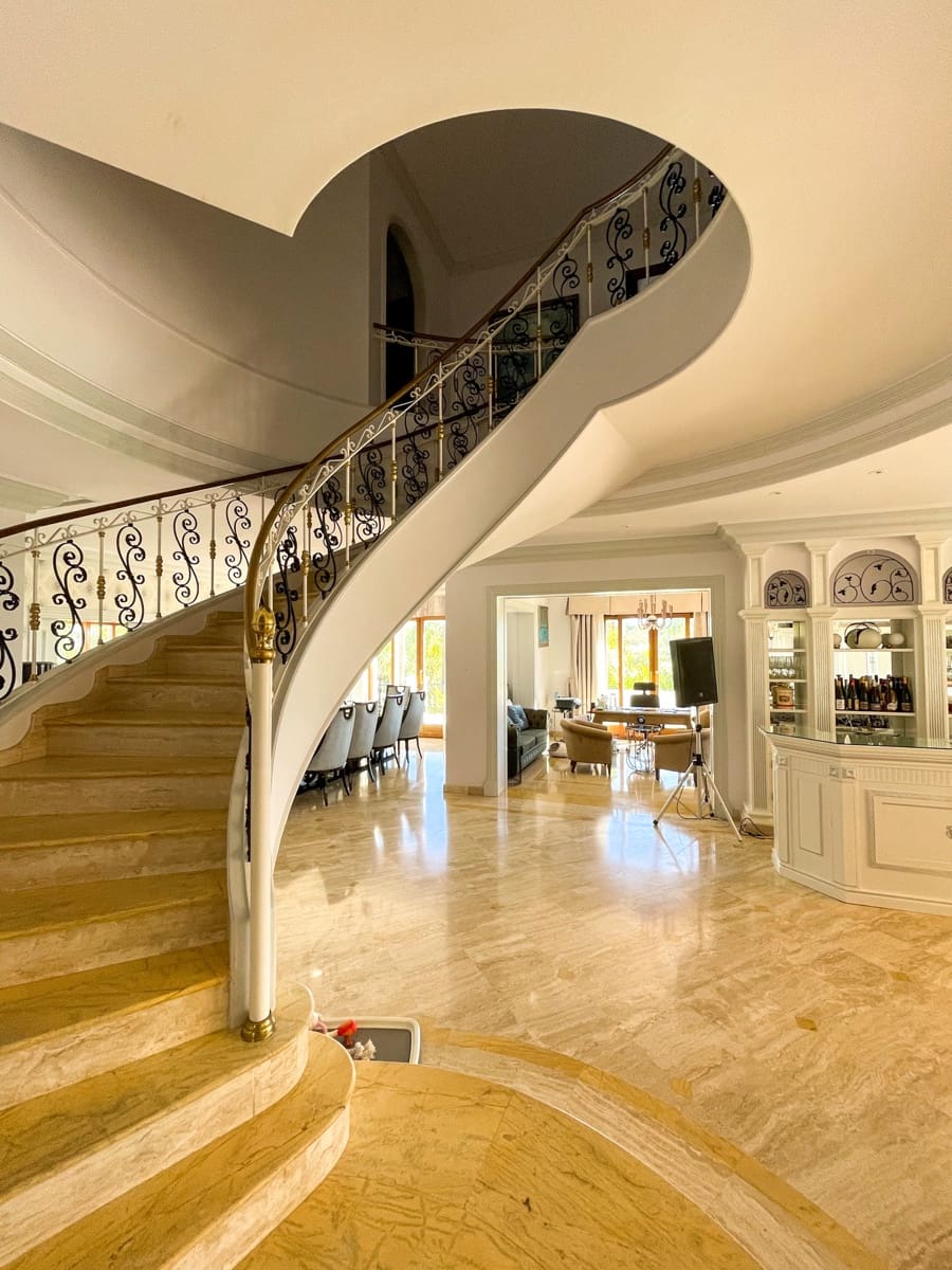 16 makuuhuone Huvila myytävänä paikassa Benahavis mukana uima-altaan 
autotalli - 13 950 000 € (Ref: 9219867)