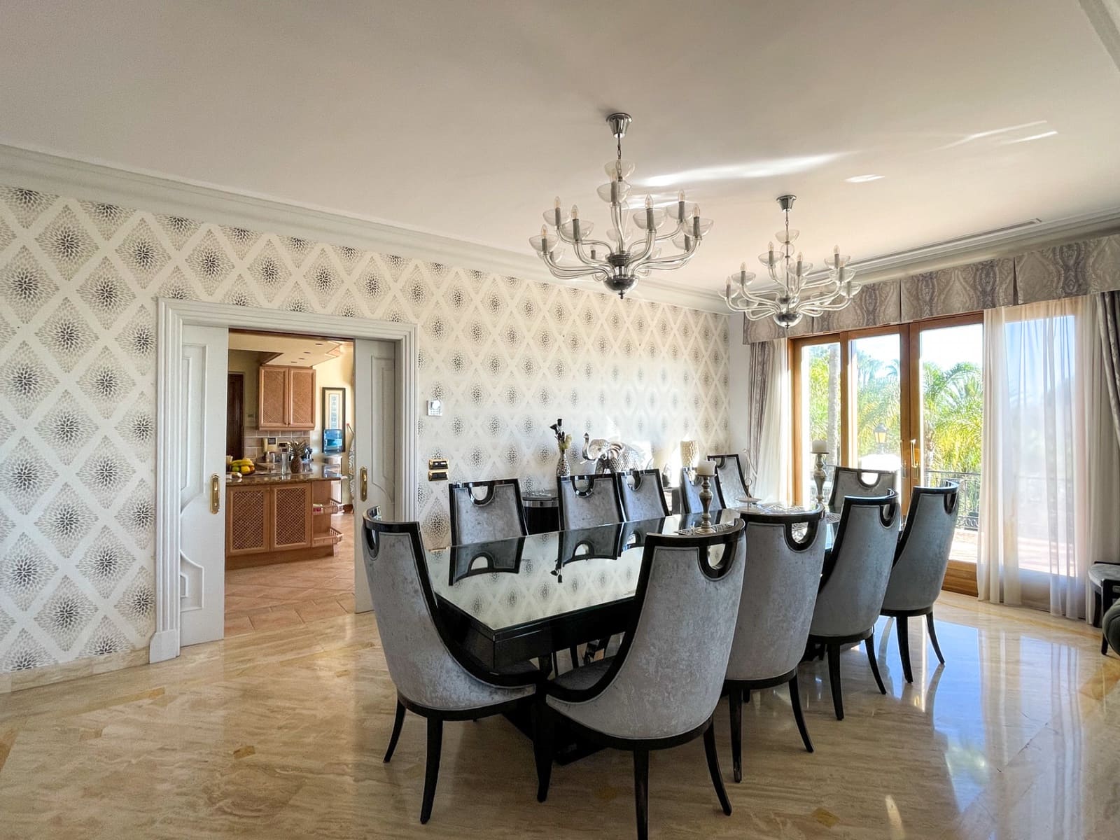 16 makuuhuone Huvila myytävänä paikassa Benahavis mukana uima-altaan 
autotalli - 13 950 000 € (Ref: 9219867)