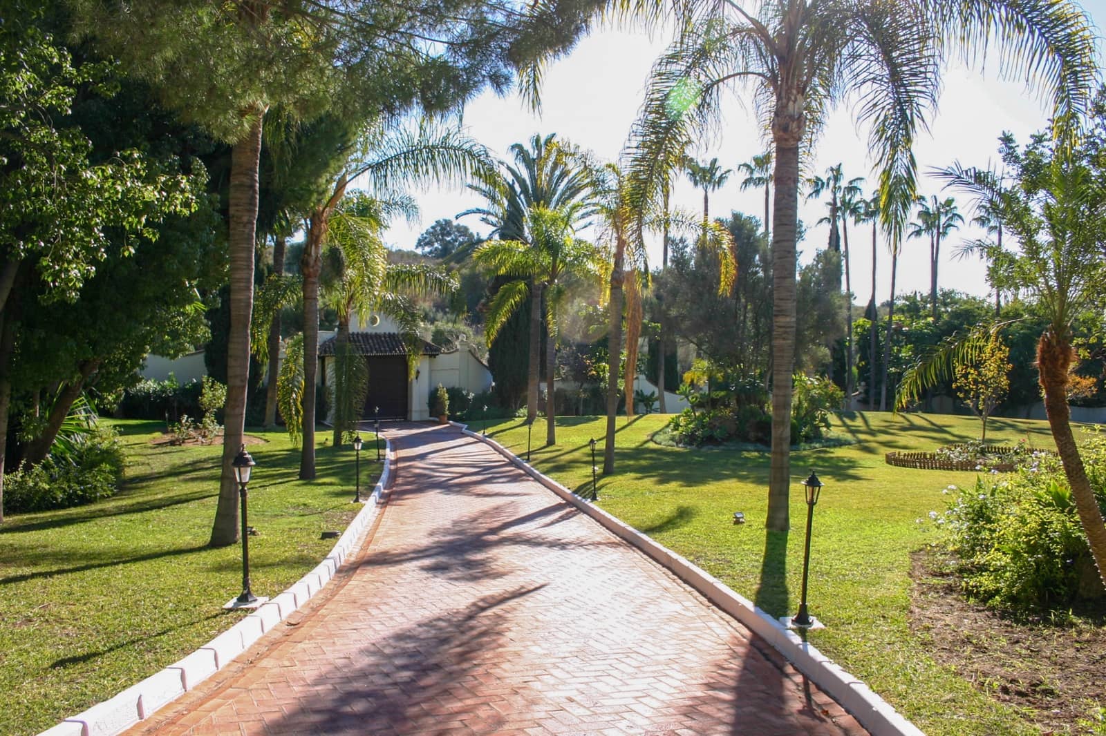 16 makuuhuone Huvila myytävänä paikassa Benahavis mukana uima-altaan 
autotalli - 13 950 000 € (Ref: 9219867)