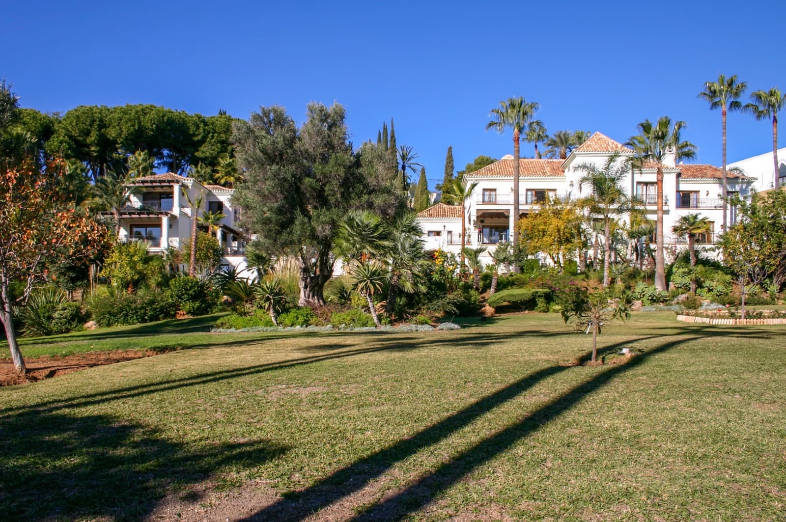 16 makuuhuone Huvila myytävänä paikassa Benahavis mukana uima-altaan 
autotalli - 13 950 000 € (Ref: 9219867)