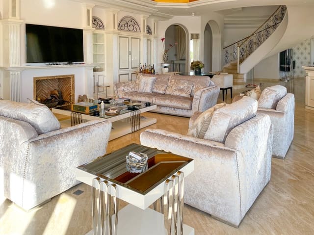 16 sypialnia Willa na sprzedaż w El Paraíso, Benahavís z basenem garażem - 13 950 000 € (Ref: 9219867)