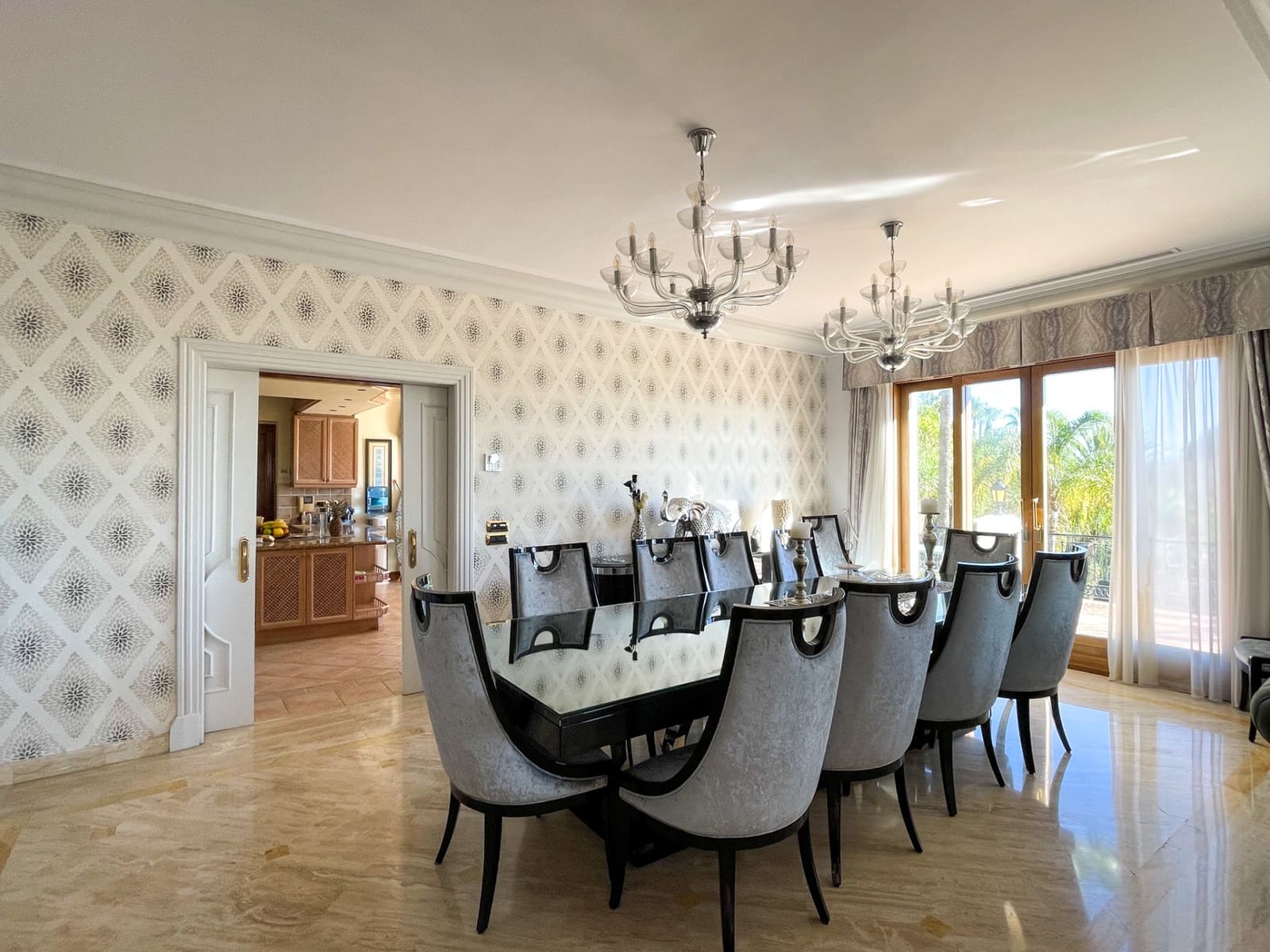 16 slaapkamer Villa te koop in Benahavis met zwembad garage - € 13.950.000 (Ref: 9219867)