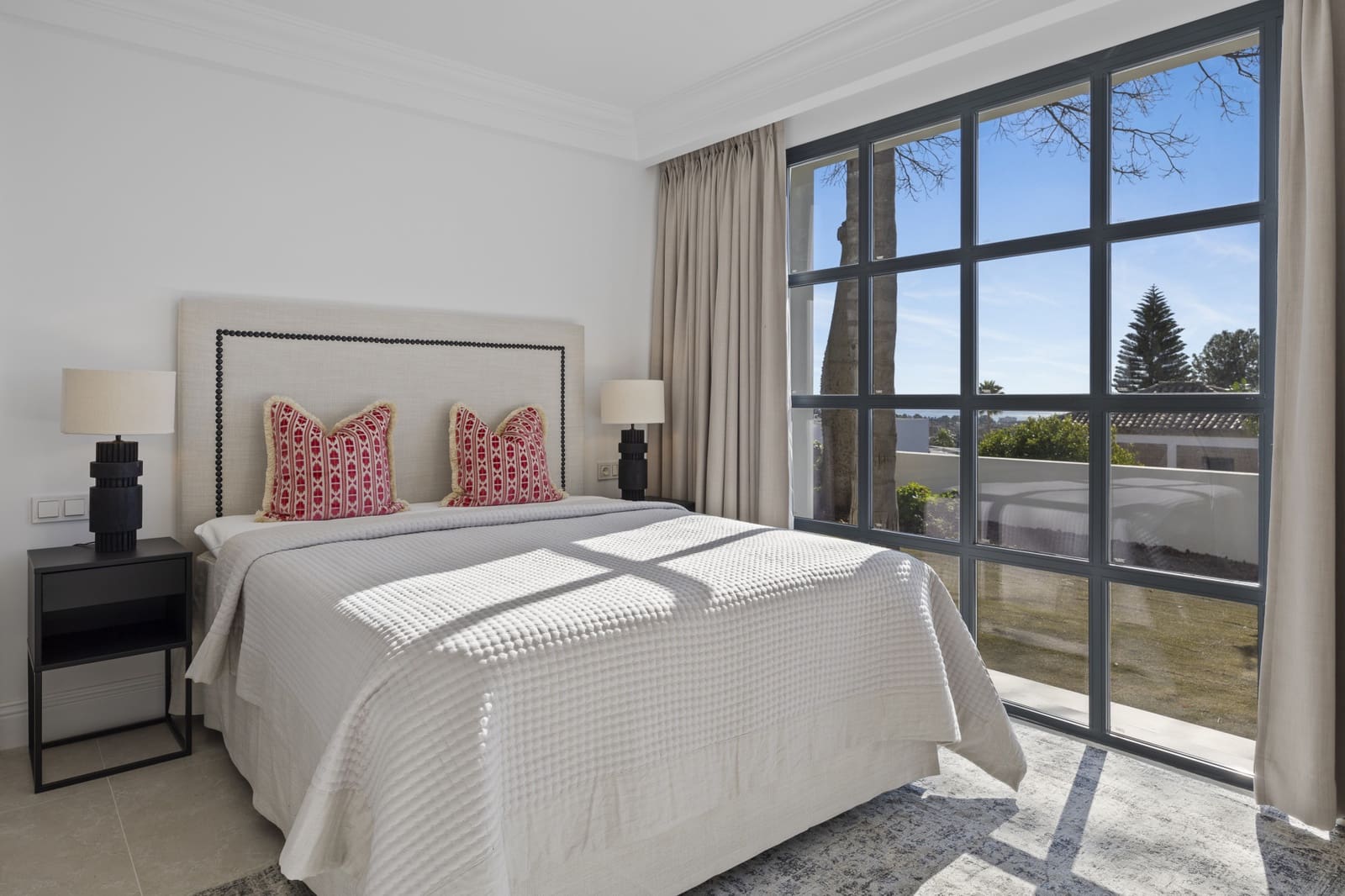 5 sypialnia Willa na sprzedaż w Benahavis z basenem garażem - 5 225 000 € (Ref: 9219870)