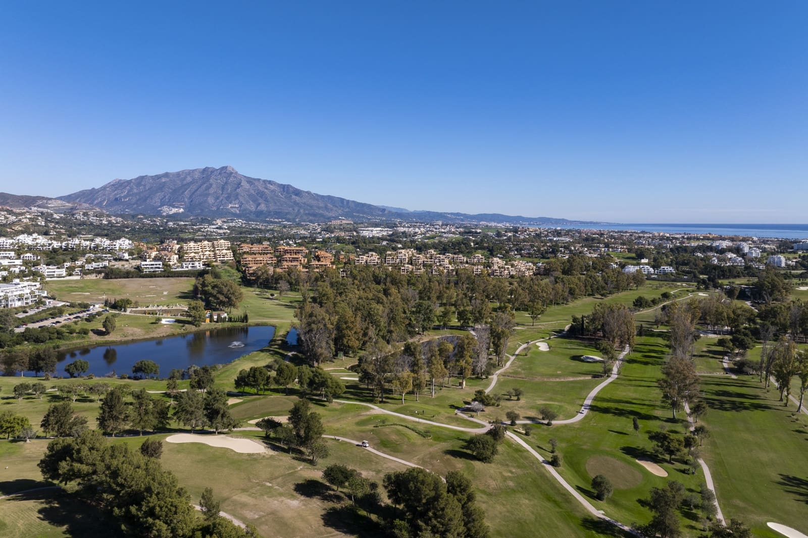 5 sypialnia Willa na sprzedaż w Benahavis z basenem garażem - 5 225 000 € (Ref: 9219870)