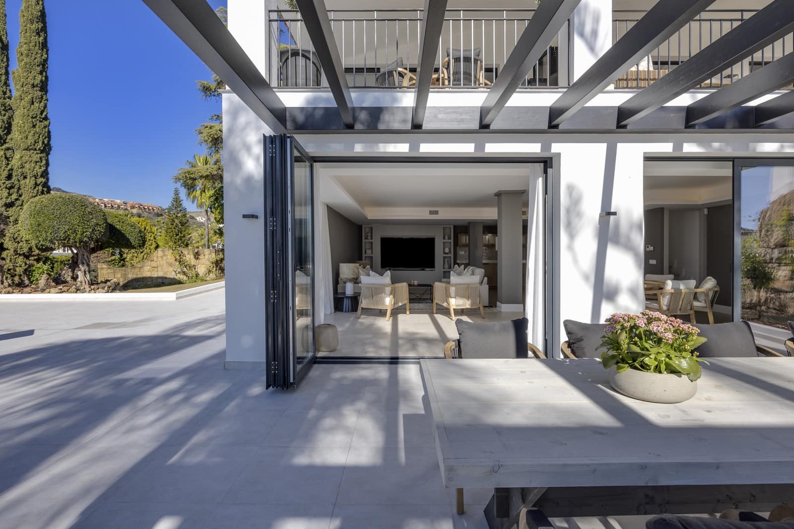 5 sypialnia Willa na sprzedaż w Benahavis z basenem garażem - 5 225 000 € (Ref: 9219870)