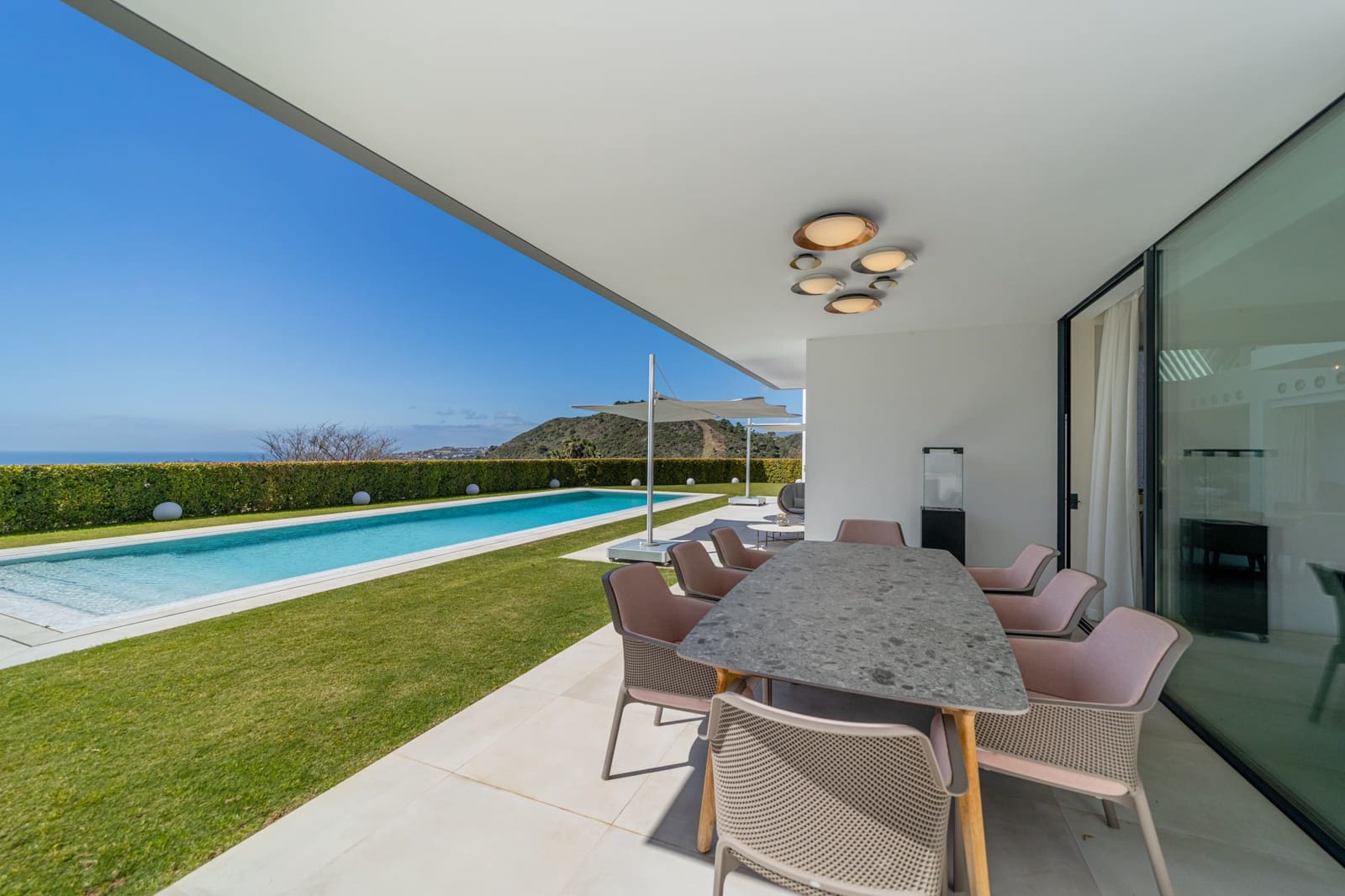 6 bedroom Villa for sale in Los Arqueros with pool garage - € 5,800,000 (Ref: 9219871)