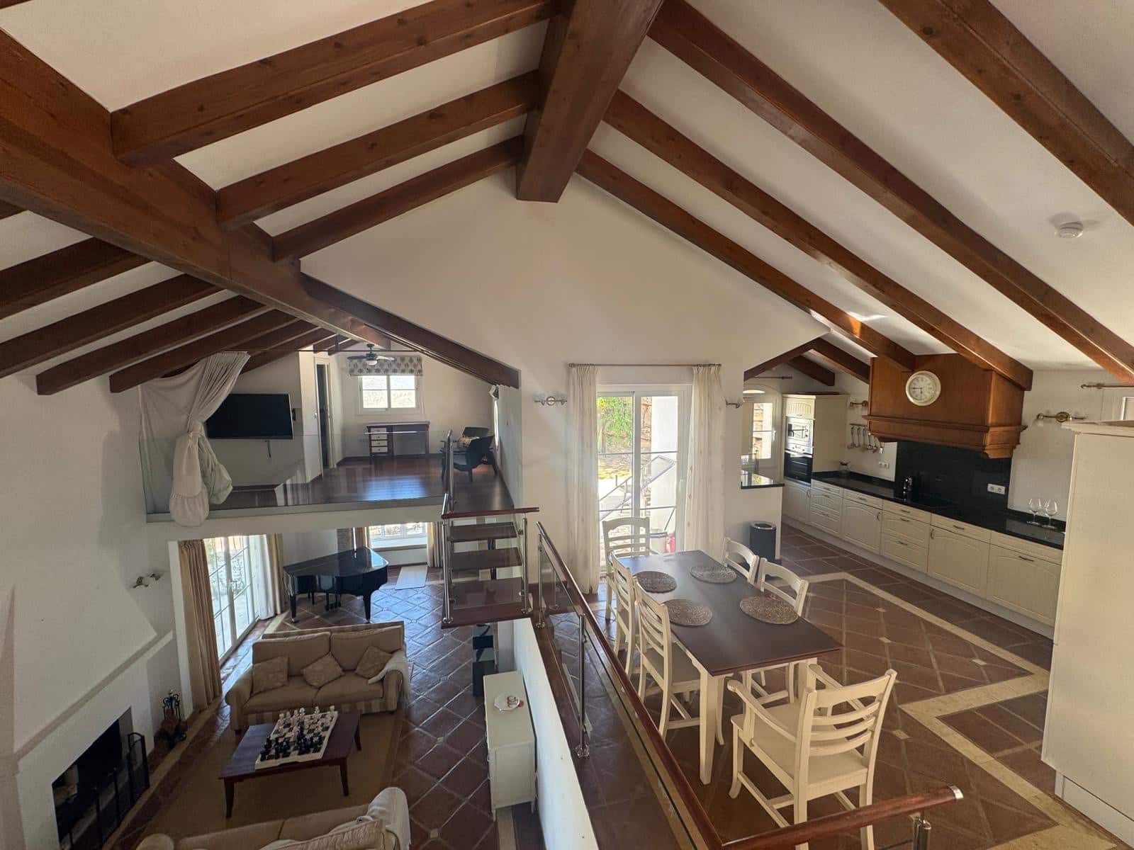 3 soverom Villa til salgs i Istan med svømmebasseng garasje - € 1 595 000 (Ref: 9219877)