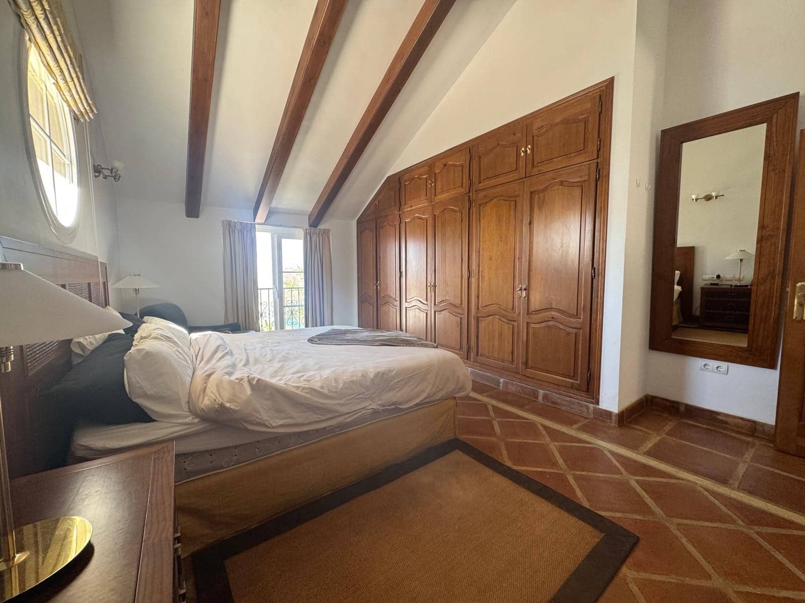 3 soverom Villa til salgs i Istan med svømmebasseng garasje - € 1 595 000 (Ref: 9219877)