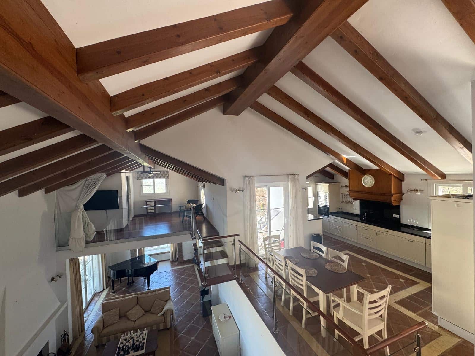 3 soverom Villa til salgs i Istan med svømmebasseng garasje - € 1 595 000 (Ref: 9219877)