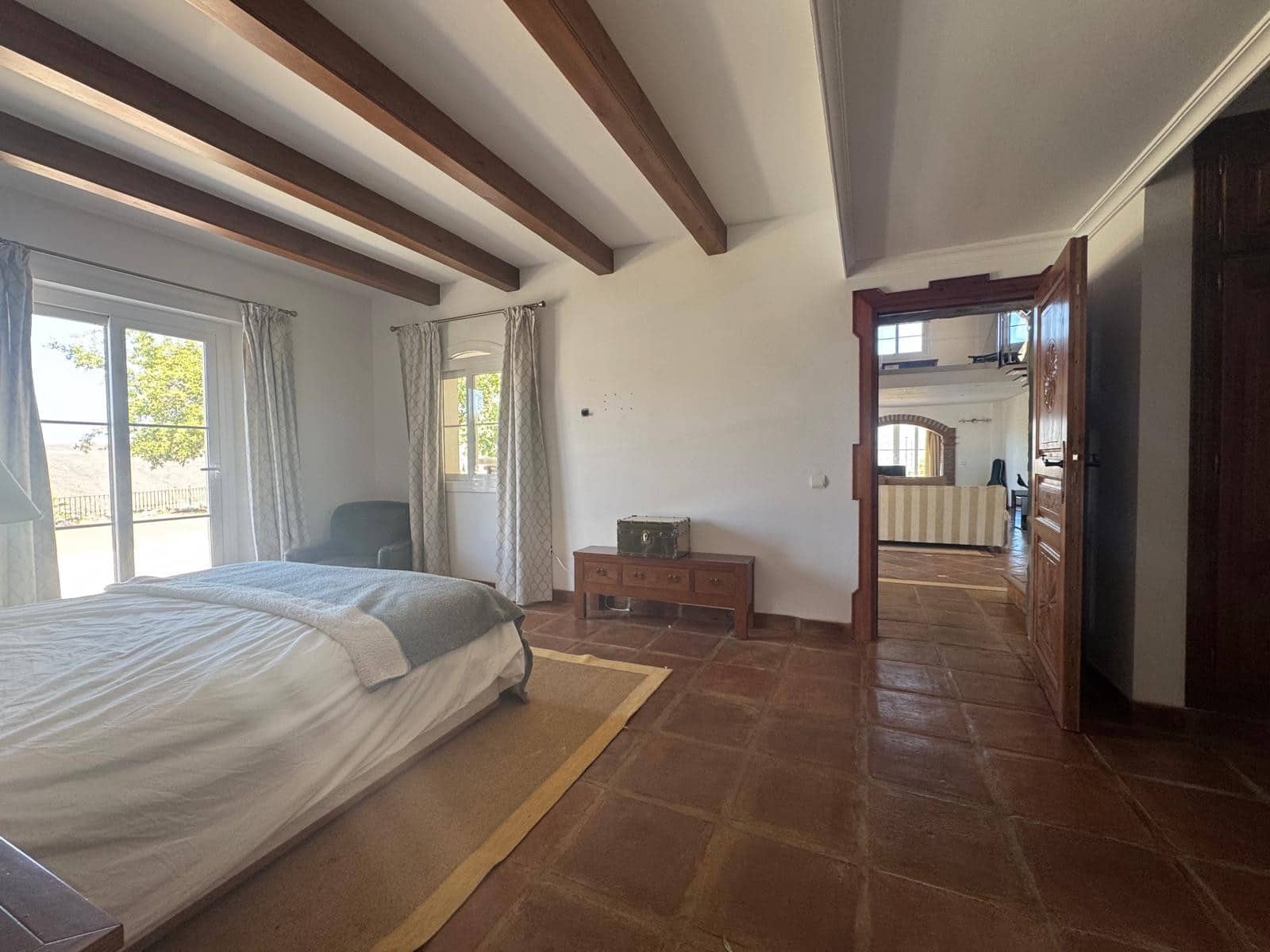 3 soverom Villa til salgs i Istan med svømmebasseng garasje - € 1 595 000 (Ref: 9219877)