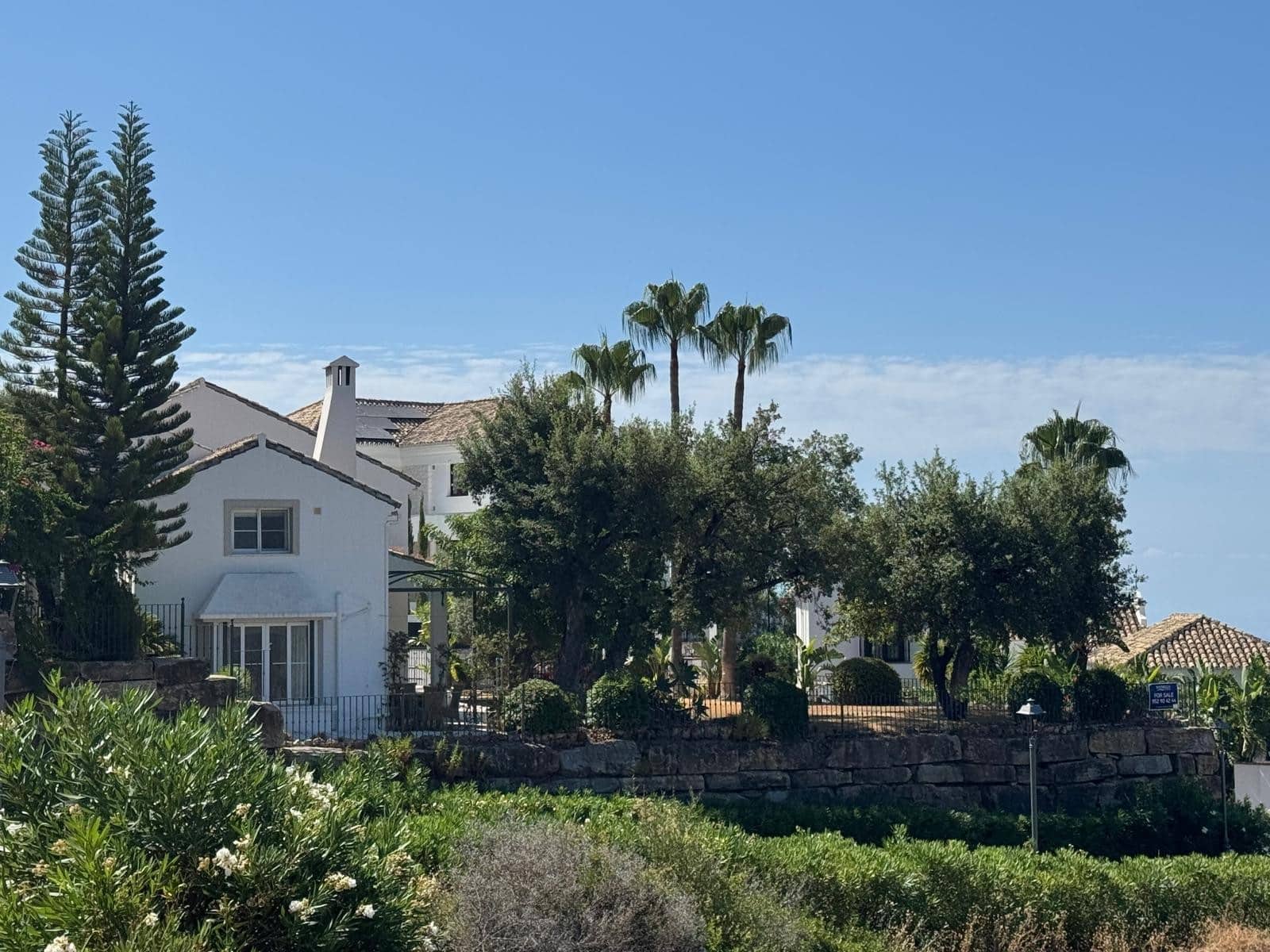 3 soverom Villa til salgs i Istan med svømmebasseng garasje - € 1 595 000 (Ref: 9219877)