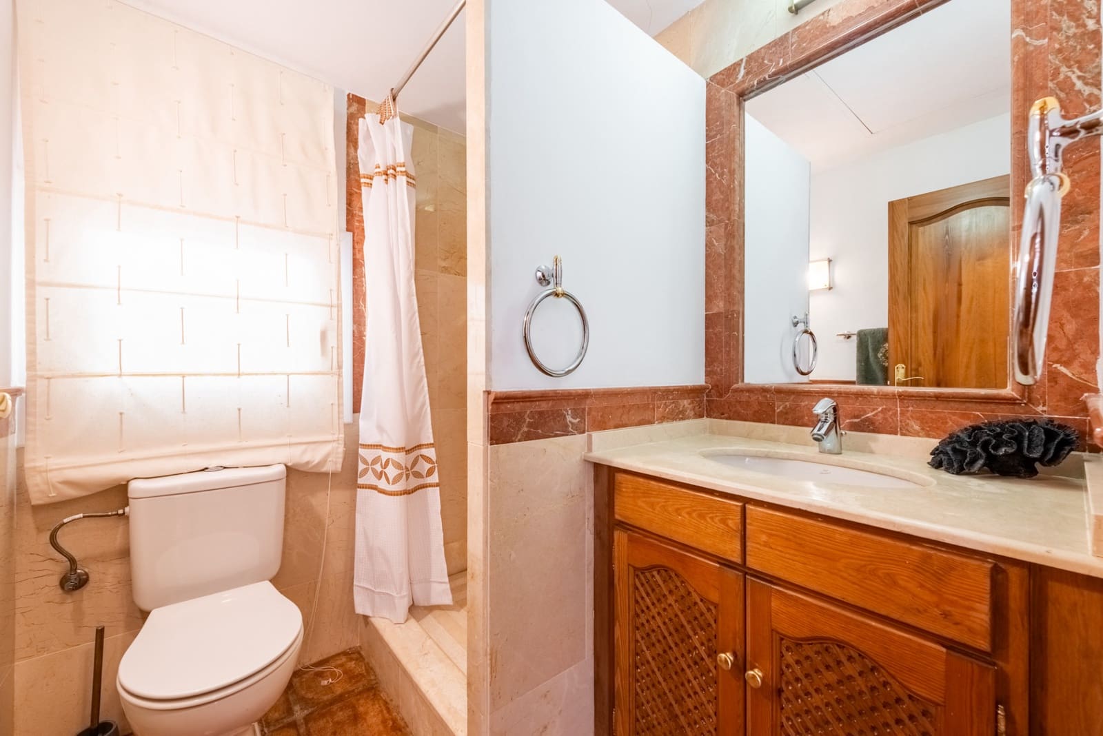 3 slaapkamer Villa te koop in Istan met zwembad garage - € 1.595.000 (Ref: 9219877)