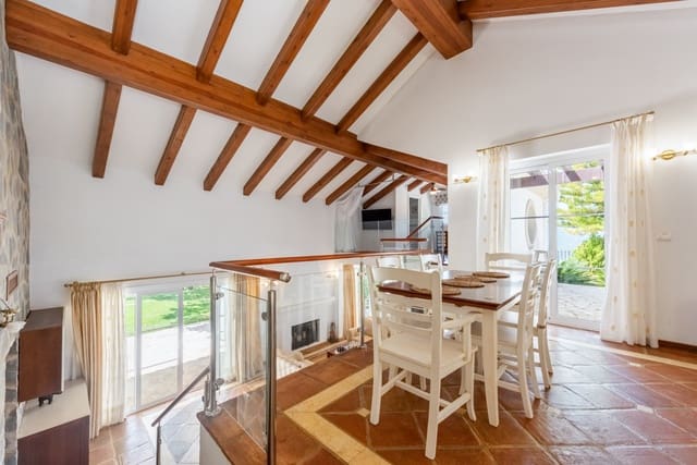 3 slaapkamer Villa te koop in Istán met zwembad garage - € 1.595.000 (Ref: 9219877)