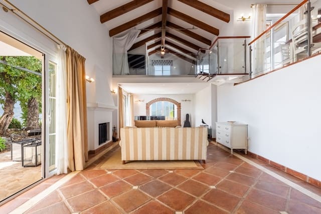 3 slaapkamer Villa te koop in Istán met zwembad garage - € 1.595.000 (Ref: 9219877)
