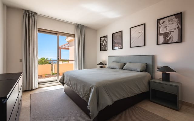 3 slaapkamer Penthouse te koop in El Paraíso, Benahavís met zwembad garage - € 795.000 (Ref: 9219878)