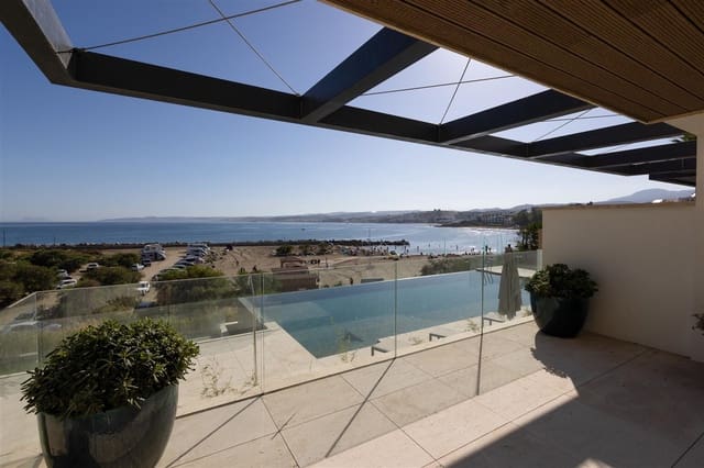 2 soveværelse Lejlighed til salg i Centro, Estepona med swimmingpool garage - € 2.310.000 (Ref: 9219879)
