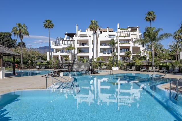 3 bedroom Apartment for sale in Estepona with pool garage - € 1,995,000 (Ref: 9219880)