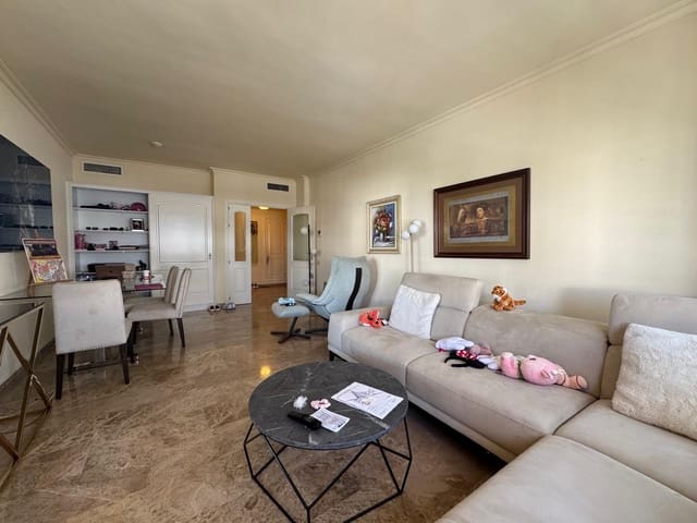 3 soverom Leilighet til salgs i Nueva Alcántara, Marbella med svømmebasseng garasje - € 570 000 (Ref: 9239806)