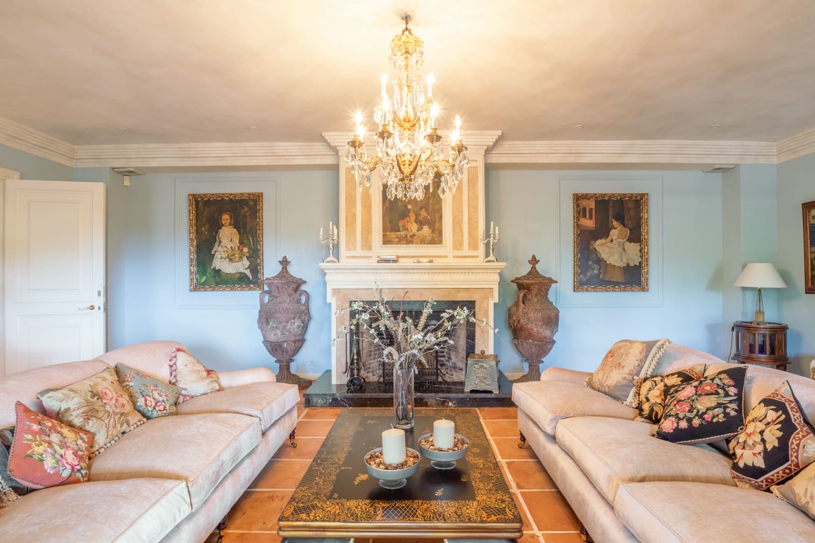 10 soverom Villa til salgs i Marbella med svømmebasseng garasje - € 8 000 000 (Ref: 9239807)