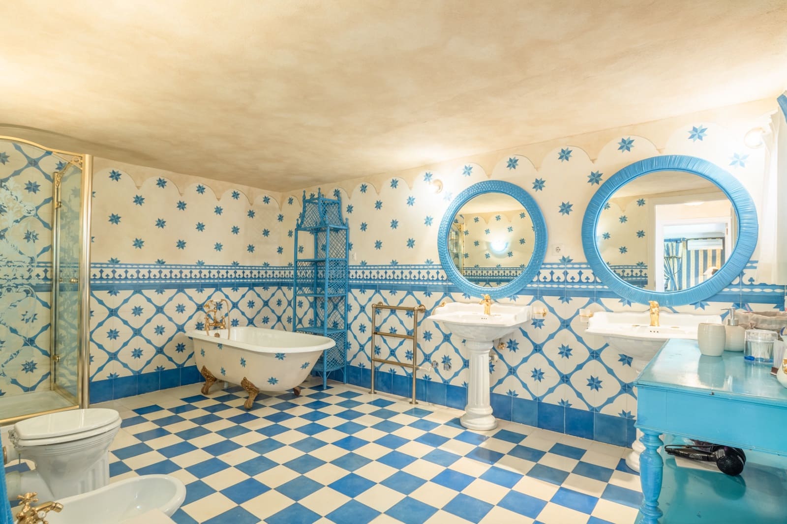 10 soverom Villa til salgs i Marbella med svømmebasseng garasje - € 8 000 000 (Ref: 9239807)