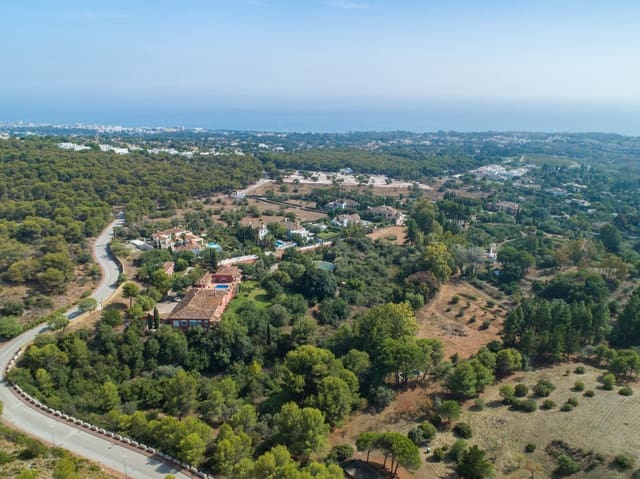 Chalet de 10 habitaciones en Sierra Blanca, Marbella en venta con piscina garaje - 8.000.000 € (Ref: 9239807)