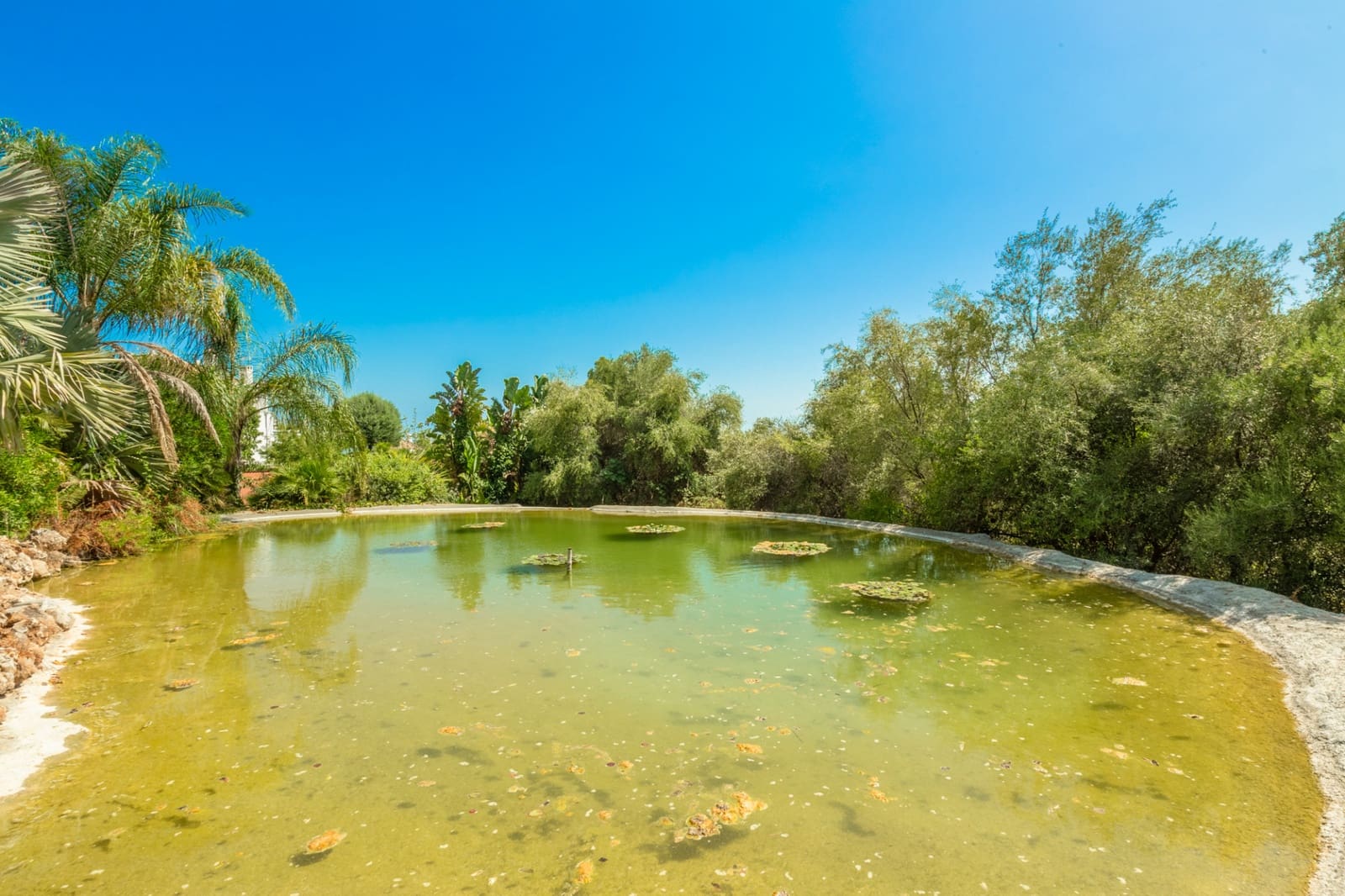 10 soverom Villa til salgs i Marbella med svømmebasseng garasje - € 8 000 000 (Ref: 9239807)