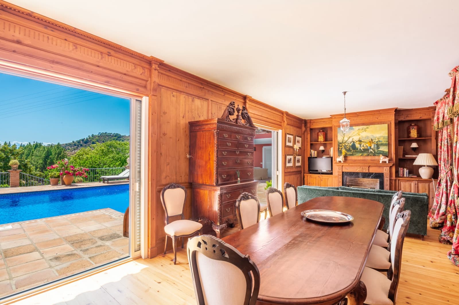 10 bedroom Villa for sale in Marbella with pool garage - € 8,000,000 (Ref: 9239807)