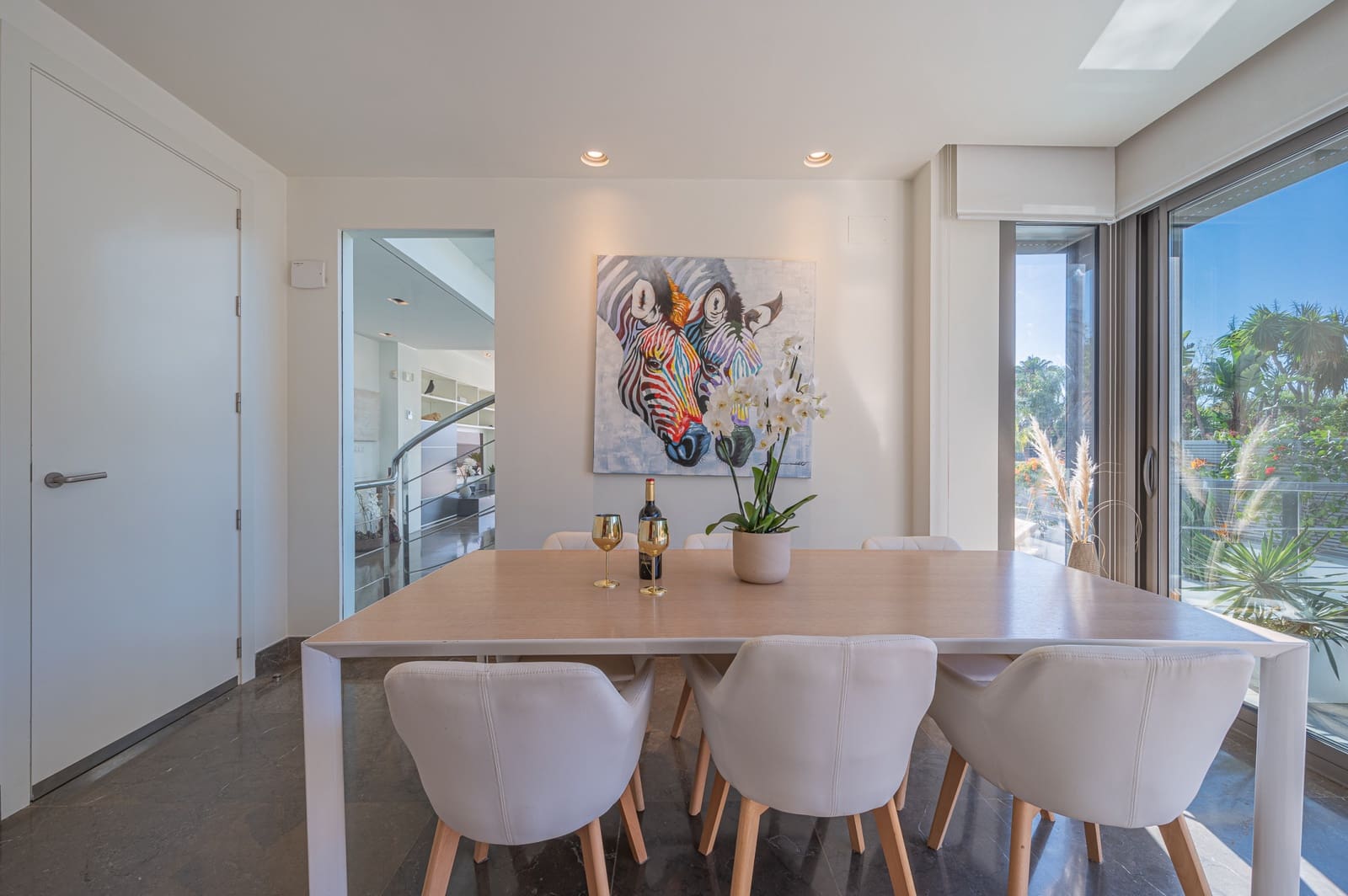 4 Zimmer Villa zu verkaufen in Marbella mit Pool Garage - 2.450.000 € (Ref: 9239809)