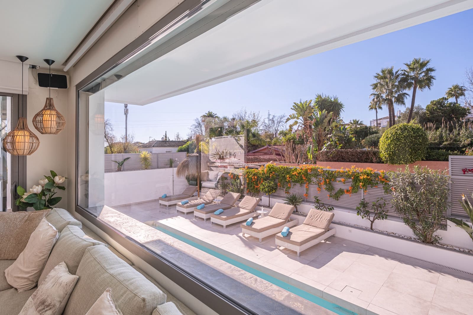 4 Zimmer Villa zu verkaufen in Marbella mit Pool Garage - 2.450.000 € (Ref: 9239809)