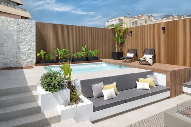 3 soverom Penthouse til salgs i Casco Antiguo, Marbella med svømmebasseng garasje - € 2 275 000 (Ref: 9239812)