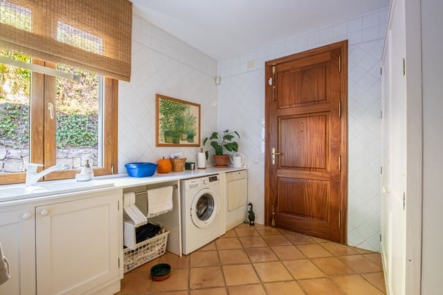 5 soverom Villa til salgs i Los Flamingos, Benahavís med svømmebasseng garasje - € 2 650 000 (Ref: 9239814)