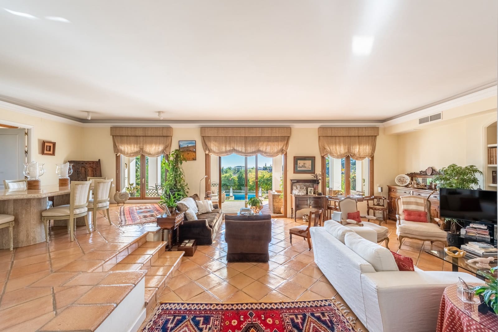 5 soverom Villa til salgs i Los Flamingos med svømmebasseng garasje - € 2 650 000 (Ref: 9239814)