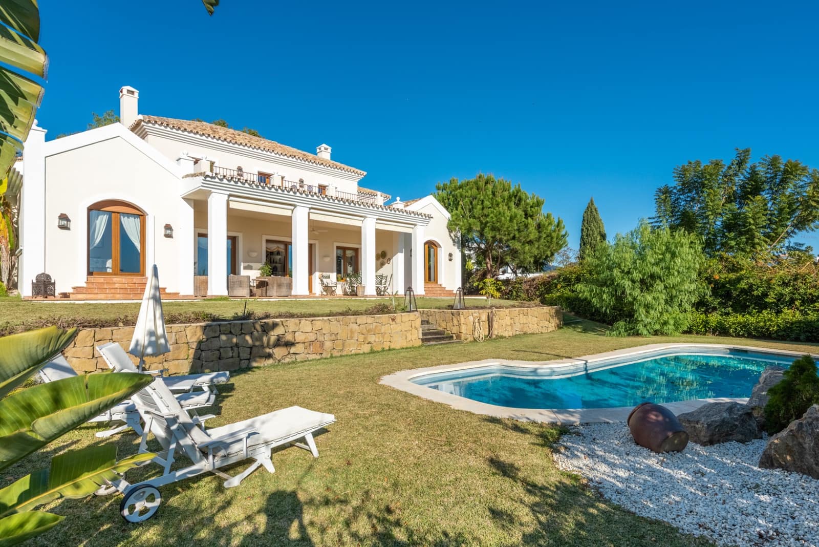5 bedroom Villa for sale in Los Flamingos with pool garage - € 2,650,000 (Ref: 9239814)