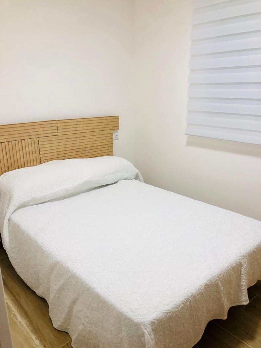 6 soveværelse Finca/Landehus til salg i Estepona med swimmingpool garage - € 725.000 (Ref: 9239816)