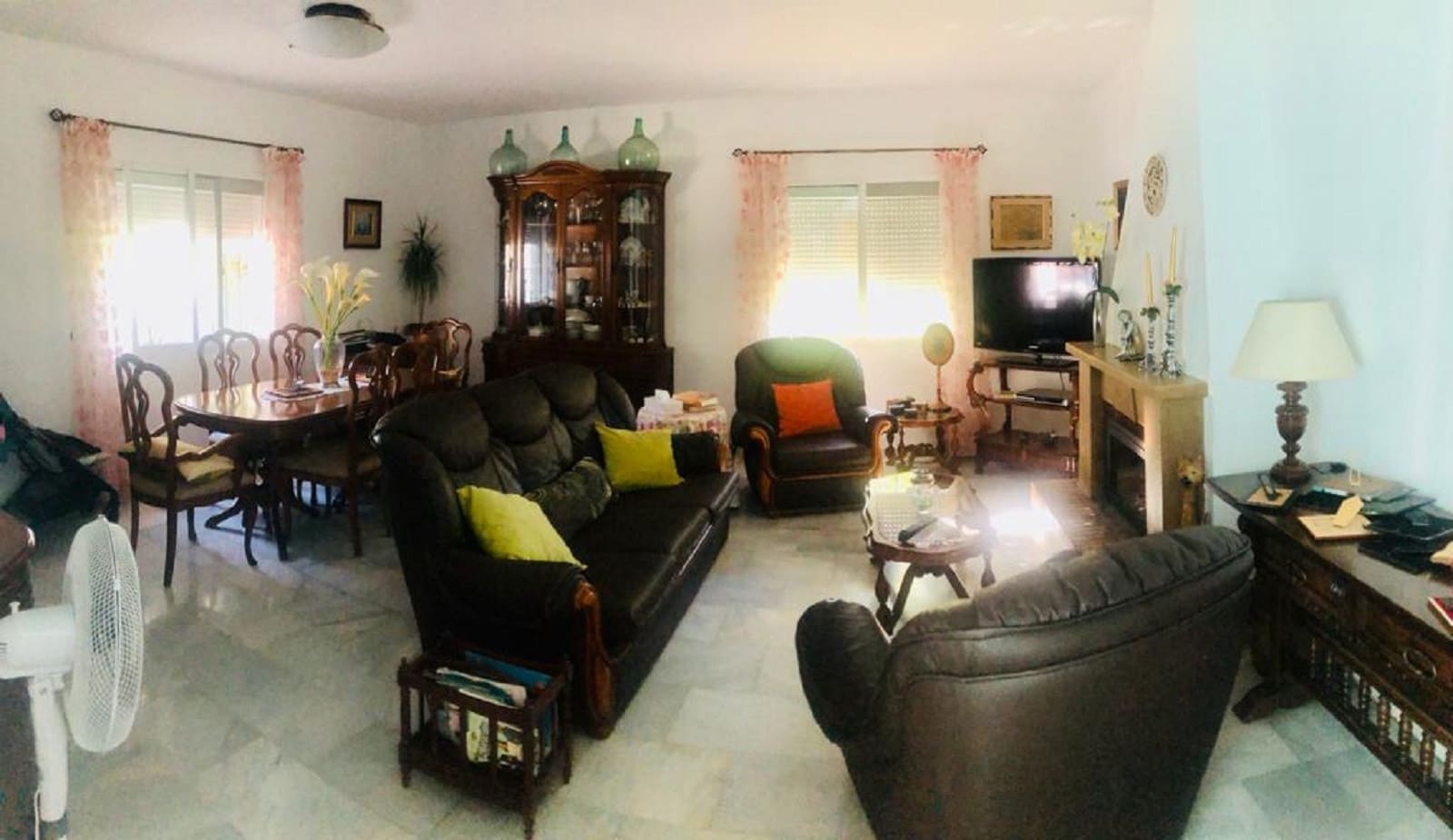 6 soveværelse Finca/Landehus til salg i Estepona med swimmingpool garage - € 725.000 (Ref: 9239816)