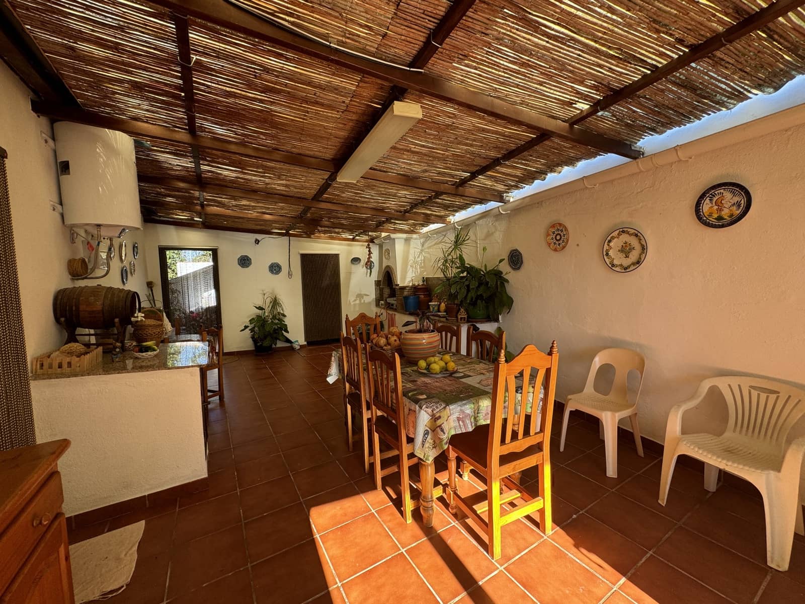 6 soveværelse Finca/Landehus til salg i Estepona med swimmingpool garage - € 725.000 (Ref: 9239816)