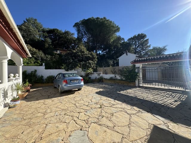 6 soverom Finca/Herregård til salgs i El Velerín, Estepona med svømmebasseng garasje - € 725 000 (Ref: 9239816)