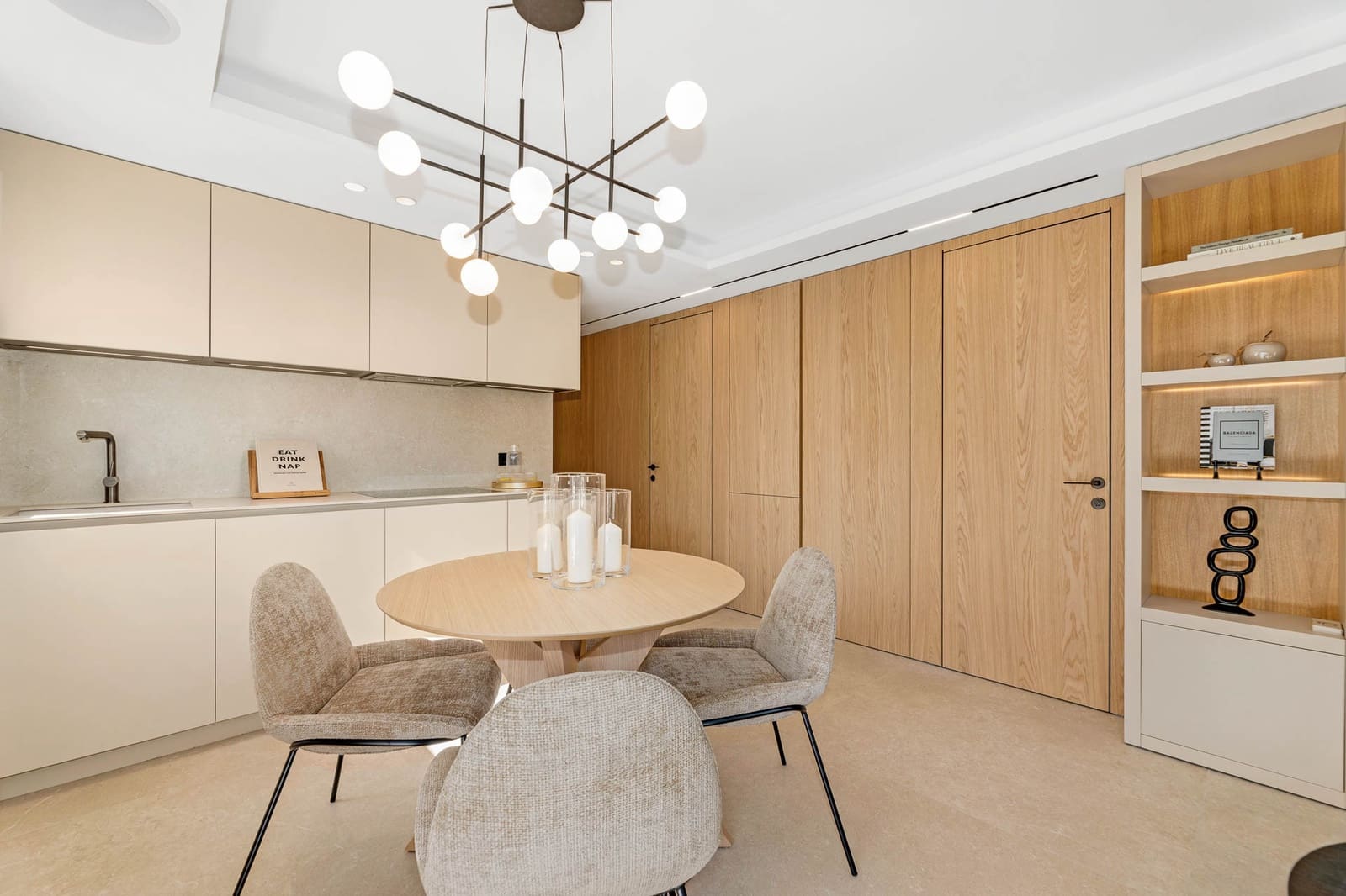 2 slaapkamer Appartement te koop in Marbella met zwembad garage - € 749.000 (Ref: 9239817)