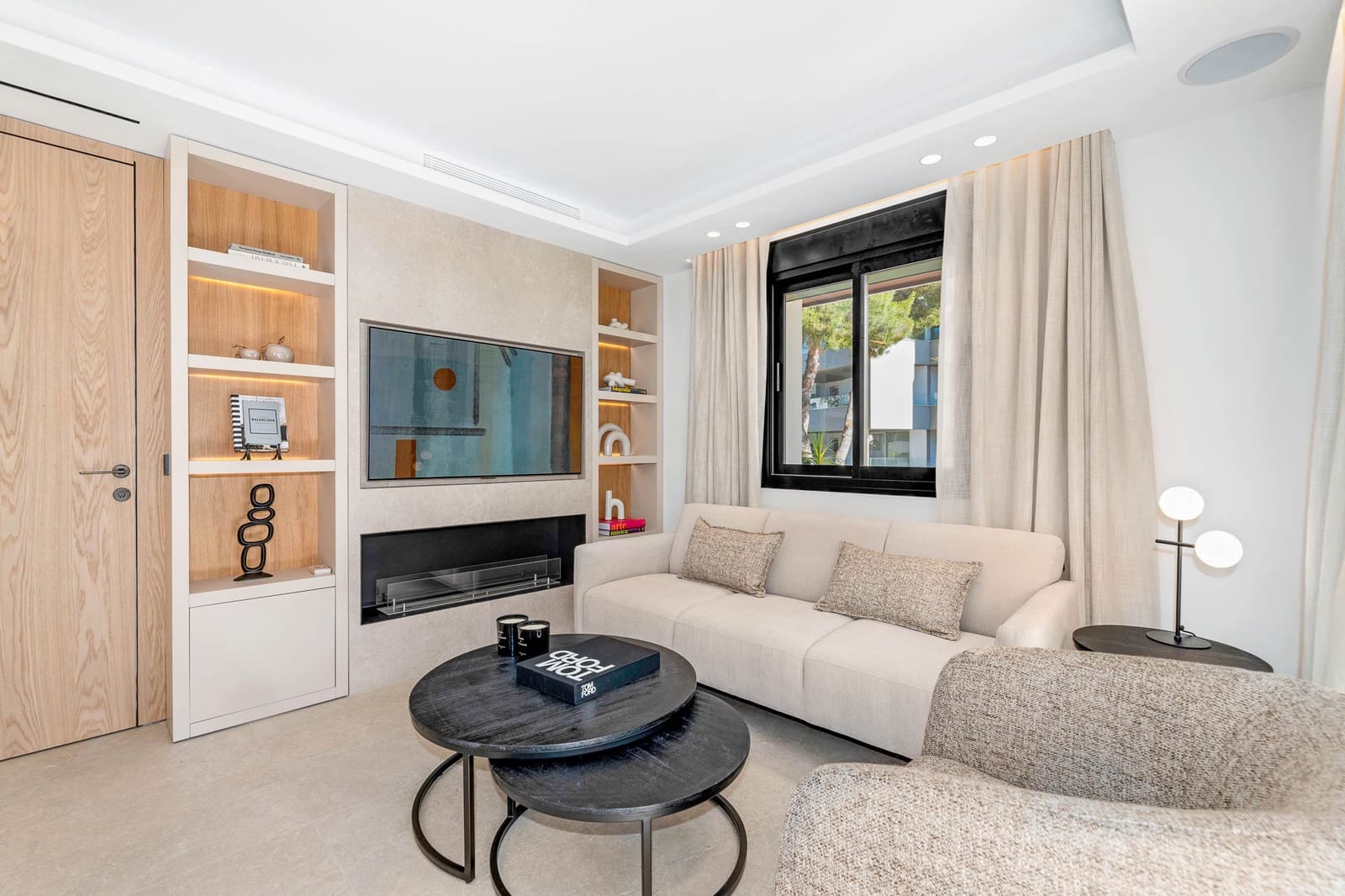 2 soveværelse Lejlighed til salg i Marbella med swimmingpool garage - € 749.000 (Ref: 9239817)