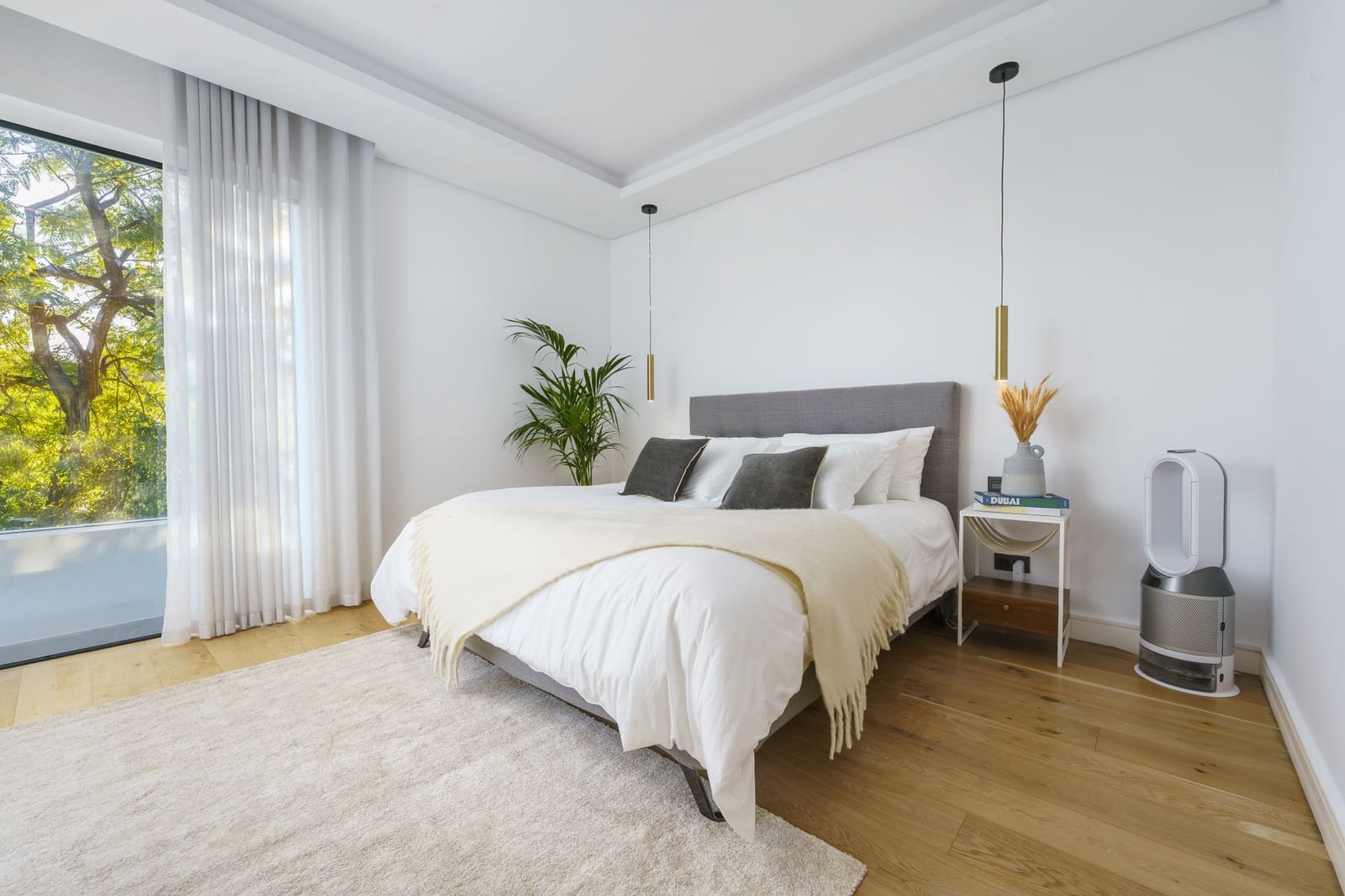 6 soverom Villa til salgs i Nueva Andalucia med svømmebasseng garasje - € 2 190 000 (Ref: 9239823)
