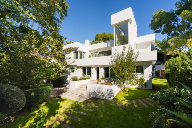 6 chambre Villa/Maison à vendre à Nueva Andalucia, Marbella avec piscine garage - 2 190 000 € (Ref: 9239823)
