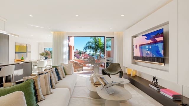 3 soverom Penthouse til salgs i Resinera-Voladilla, Estepona med svømmebasseng garasje - € 2 995 000 (Ref: 9239824)