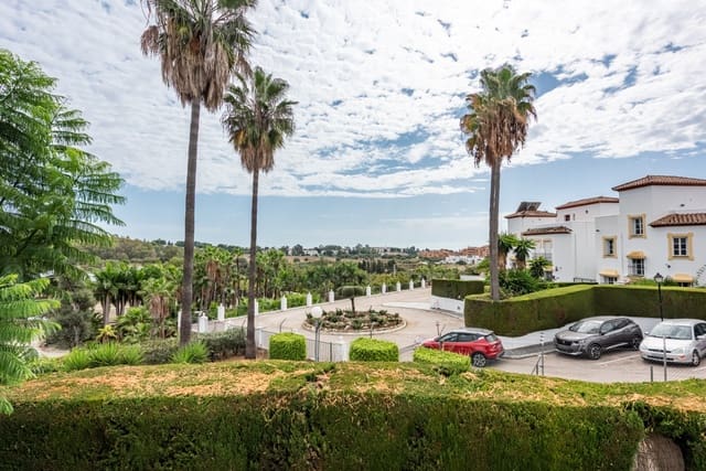 2 soverom Leilighet til salgs i Bel-Air, Estepona med svømmebasseng garasje - € 395 000 (Ref: 9264260)