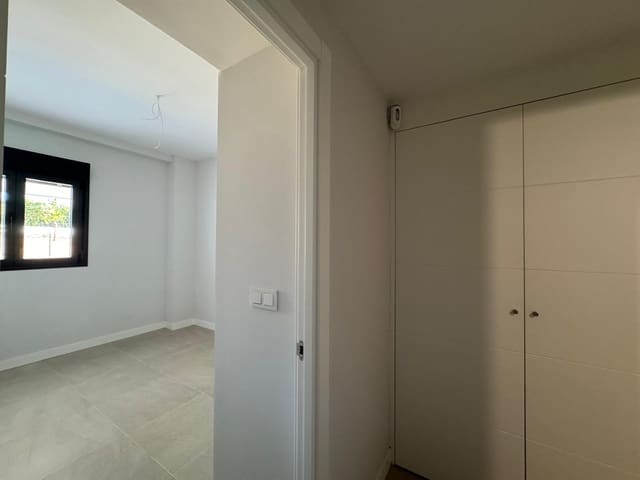 2 soverom Leilighet til salgs i La Concha - Resina Golf, Estepona med svømmebasseng garasje - € 450 000 (Ref: 9269324)